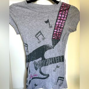 vintage y2k guitar tee